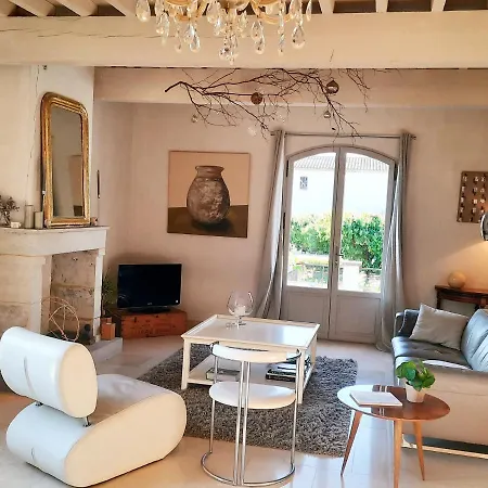 La L Orangerie * Vallabregues